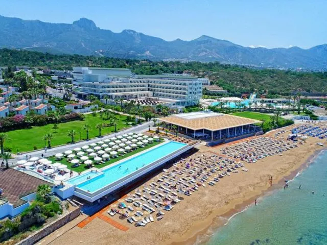 Acapulco Resort Convention SPA Casino Sports Hotel