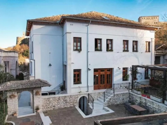 Hotel Bineri