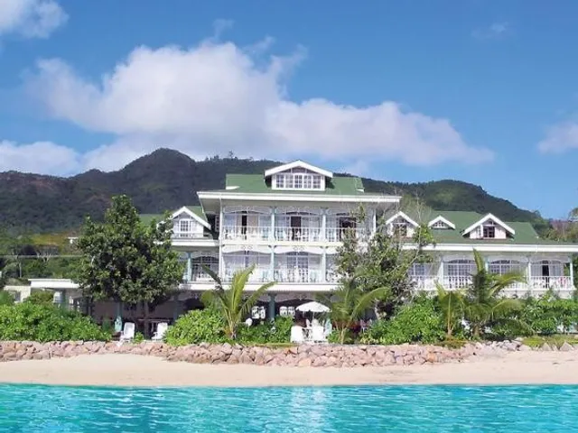 Palm Beach Hotel