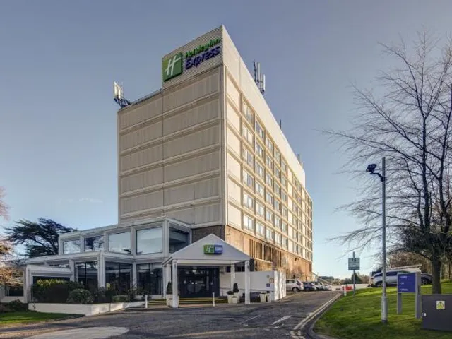 Holiday Inn Edinburgh City - West