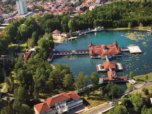 Ensana Thermal Hévíz Health Spa Hotel