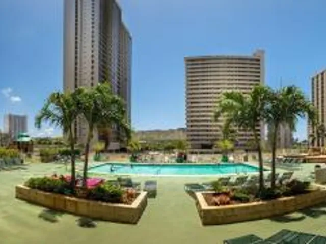 Hawaiian Sun Holidays