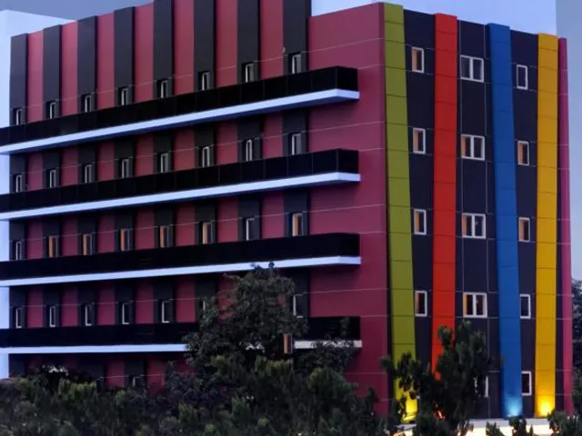 Amaris Hotel Senen