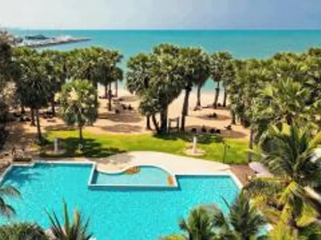 Ravindra Beach Resort & Spa