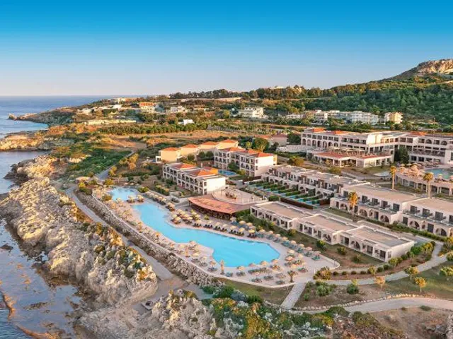Kresten Royal Euphoria Resort