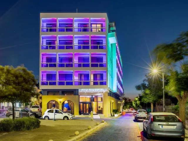 Alexandra Hotel & Apartments