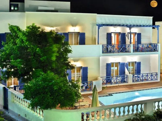 Karidis Hotel