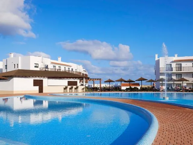 Meliá Dunas Beach Resort & Spa