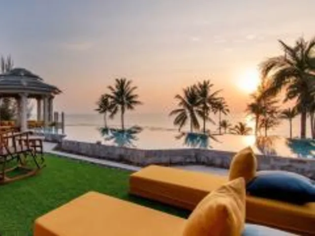 Devasom Khao Lak Beach Resort & Villas