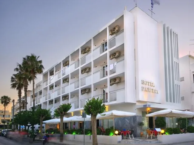 Paritsa Hotel