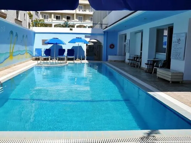 Zephyros Hotel