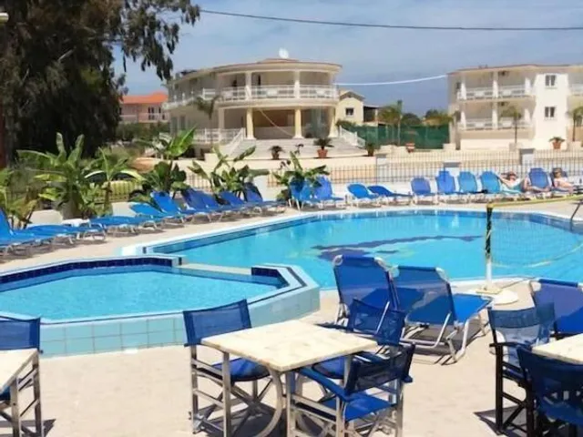 Mariana Hotel