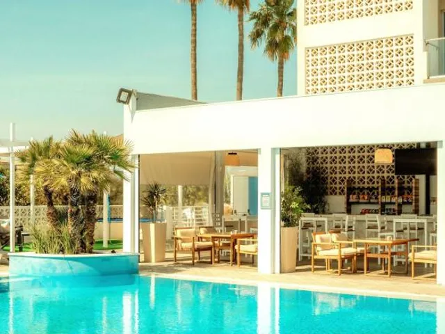 Sveltos Hotel