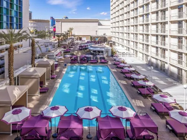 Harrah's Las Vegas Hotel & Casino