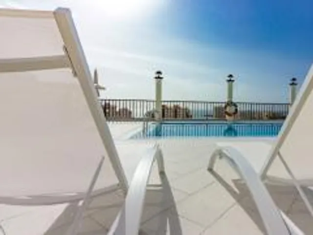Klayman Olivina Aparthotel