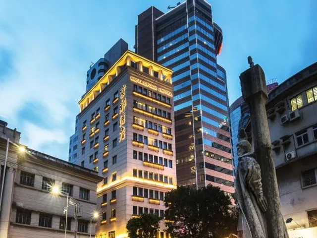 Metropole