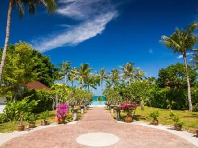 Coco Palm Beach Resort