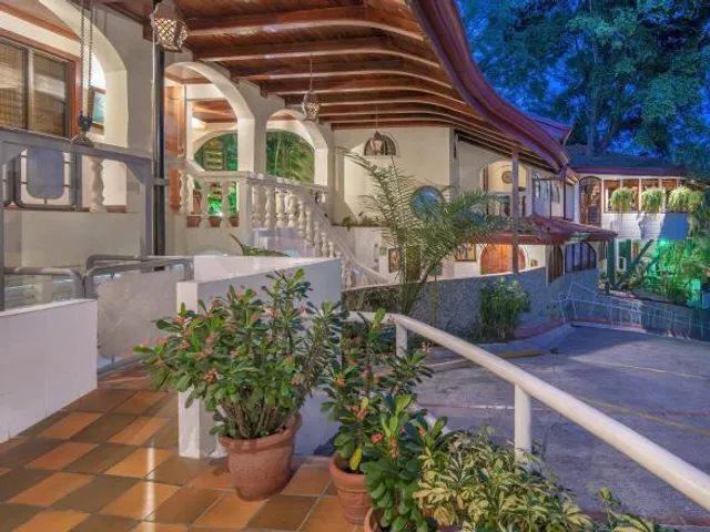 Hotel Villas Lirio