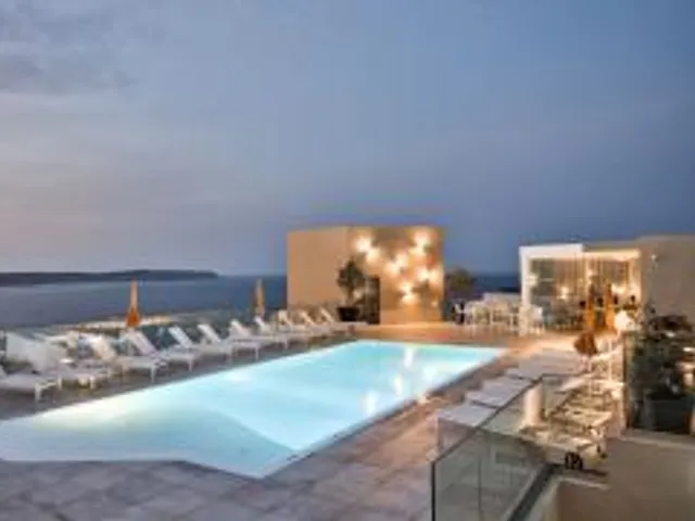 Luna Holiday Complex