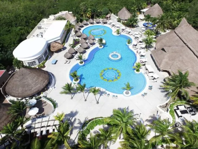 Catalonia Royal Tulum