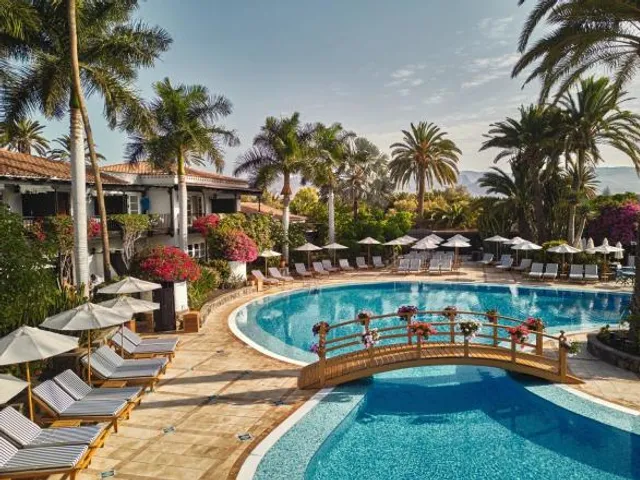 Seaside Grand Hotel Residencia