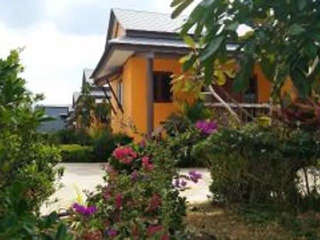Baan Mek Lom