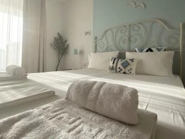 Klio Apartments And Studios