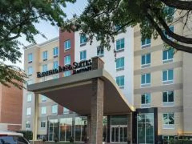 Fairfield Inn & Suites New York Queens/Fresh Meadows