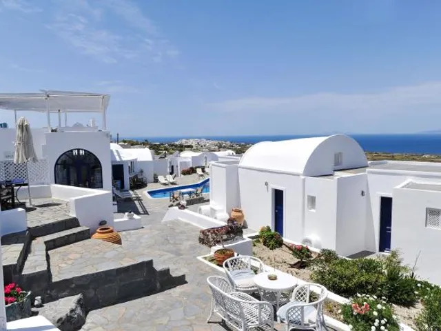 Agnadi View Villa Hotel