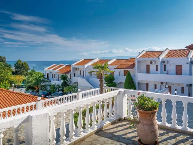 Akti Ouranoupoli Beach Resort
