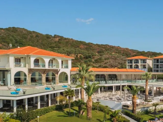 Akrathos Beach Hotel