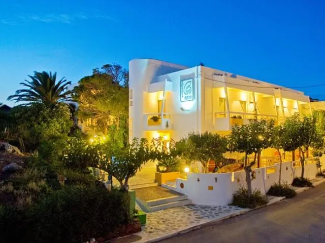 Aris Hotel