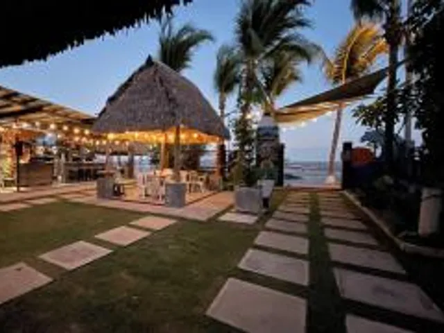 San Carlos Surf Resort