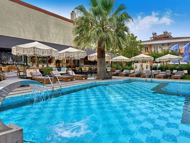 Principal New Leisure Hotel