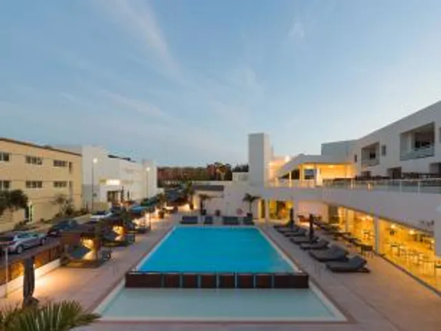 001 Higos Beach Boutique Singular Hotel Residence