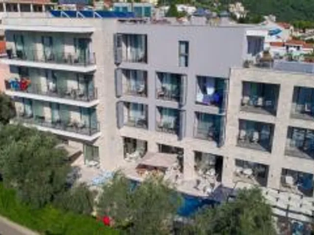 Hotel Eleven