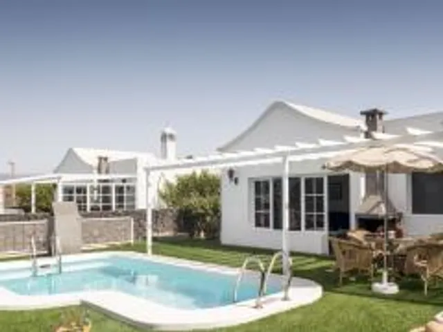 Hyde Park Lane Villas