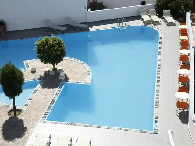 Hotel Myrtis