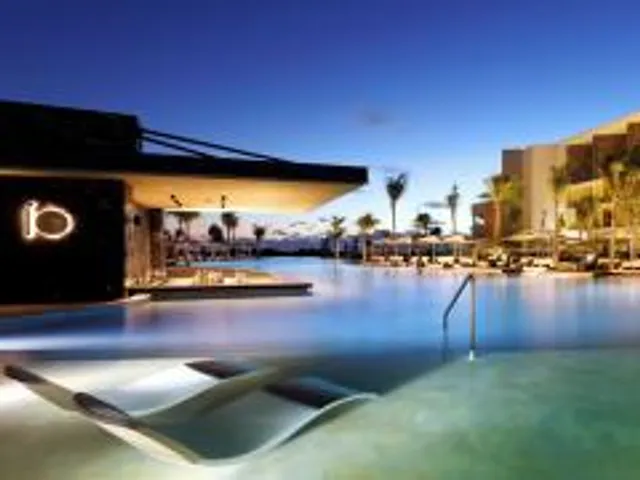 TRS Coral Hotel