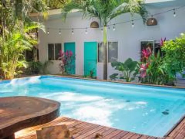 Refugio Surf Lodge
