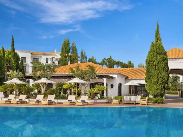 Pine Cliffs Hotel, a Luxury Collection Resort, Algarve