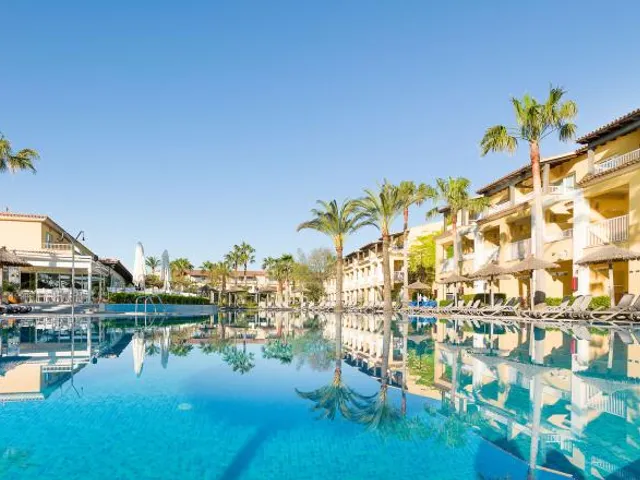 Club del Sol Aparthotel