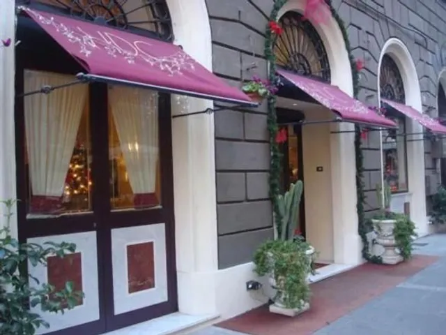 Hotel Dina