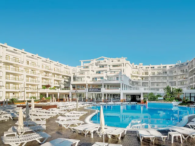 AQUA Hotel Aquamarina & SPA
