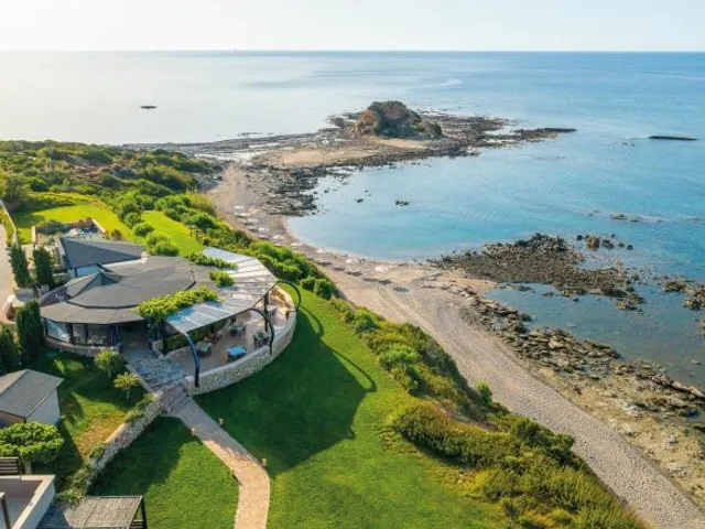 Al Mare Villas