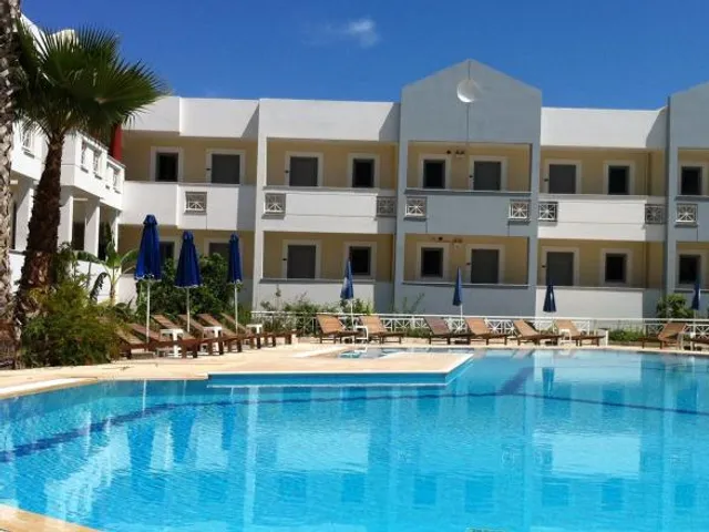 Olga's Paradise Hotel Apartments