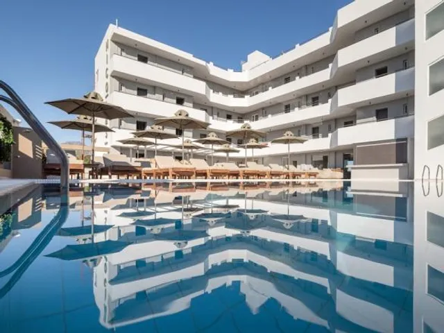 Nicolas Grand Suites