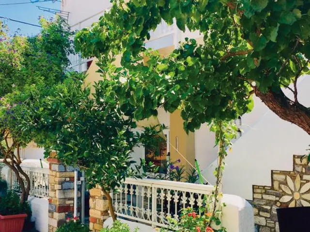 Villa Leonidas