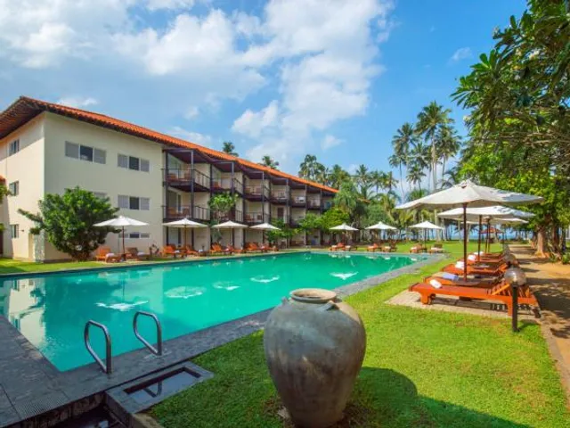 Mermaid Hotel & Club