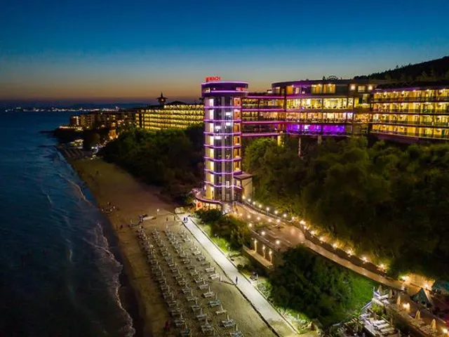Hotel Paradise Beach Residence